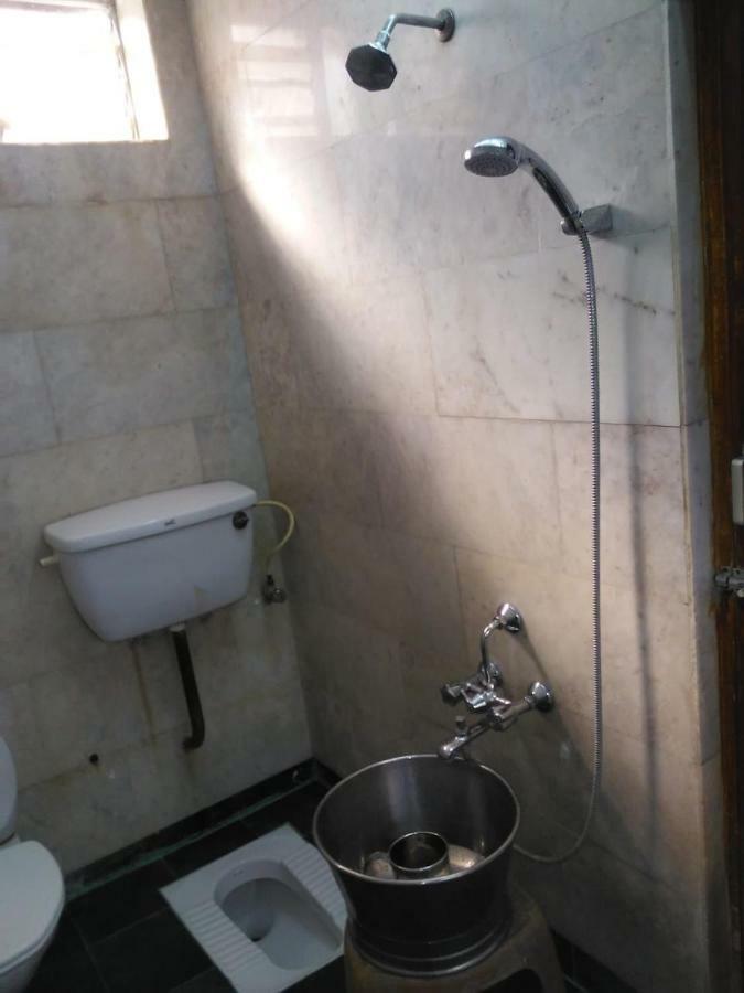Sarmani Hotels Pvt. Ltd Chennai Exterior foto