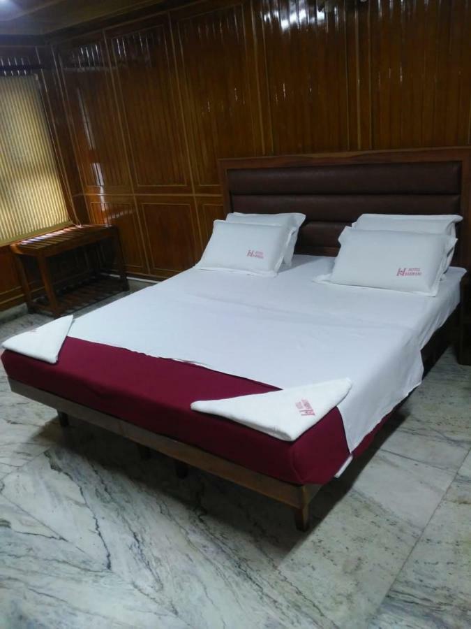 Sarmani Hotels Pvt. Ltd Chennai Exterior foto